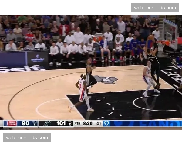 文班亚马防守效率103.3 场均干扰对手18.1次出手效果显著